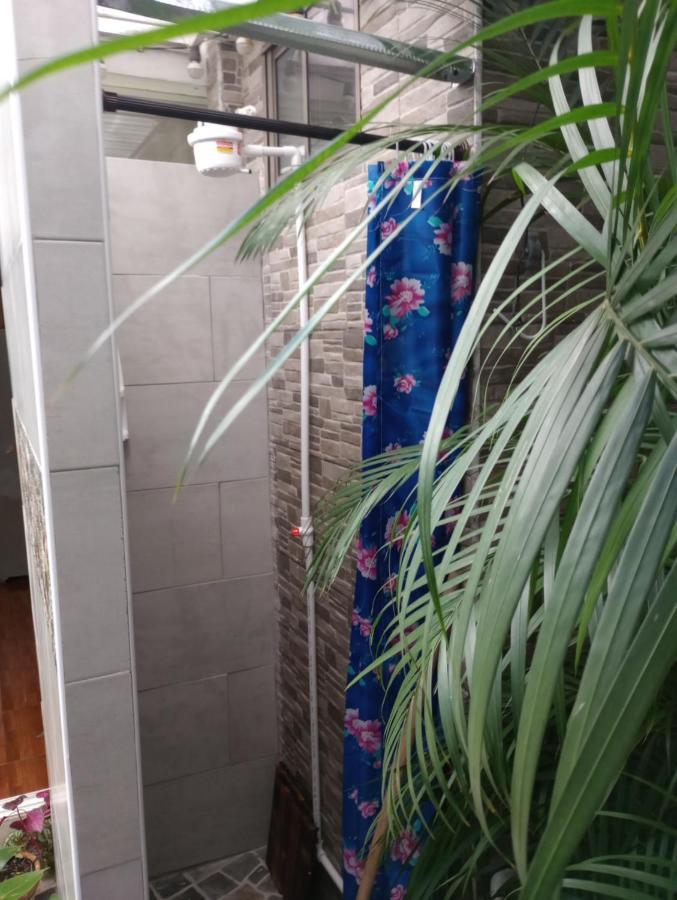 Noras Homestay Laureles Медельин Экстерьер фото