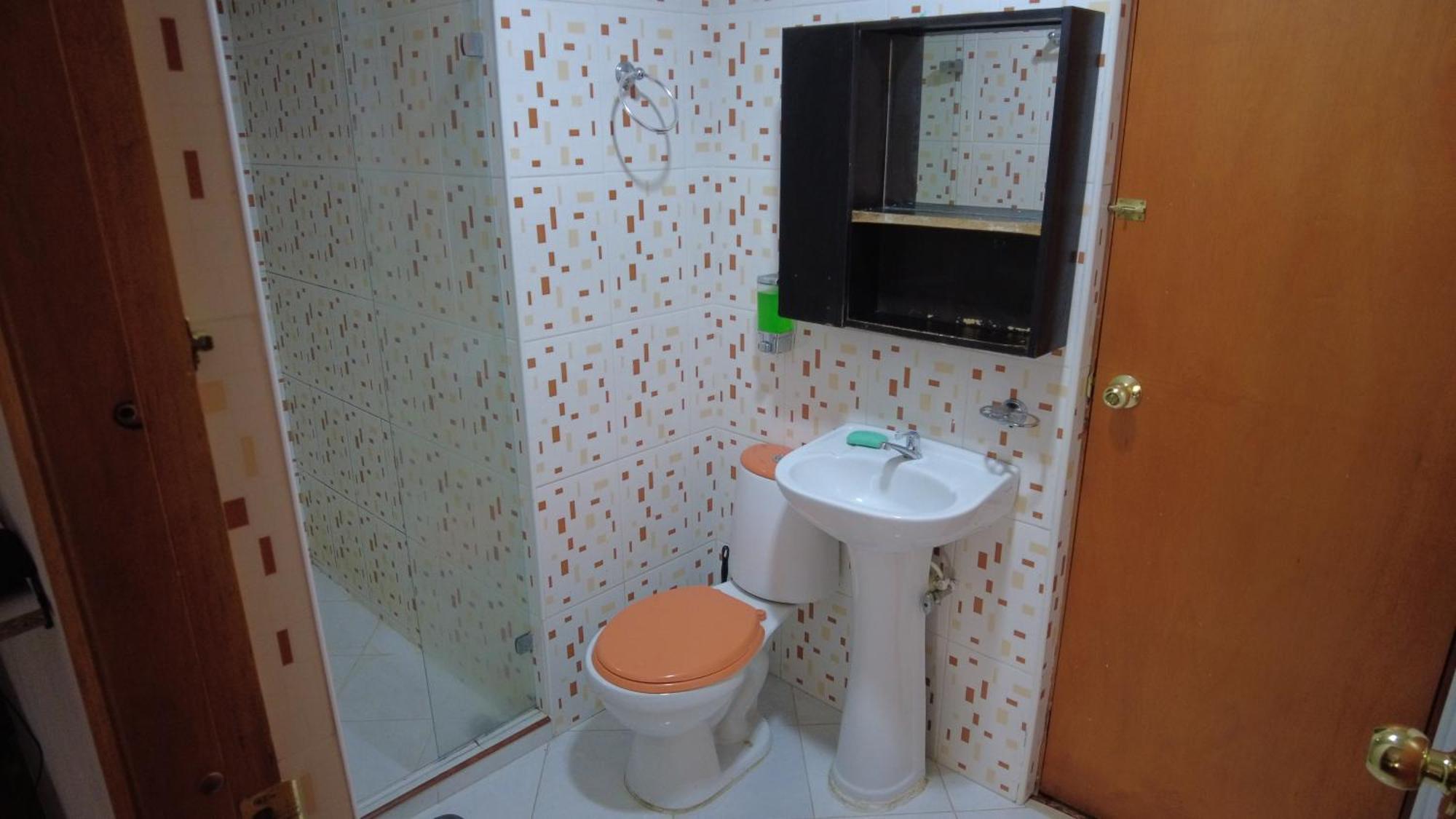 Noras Homestay Laureles Медельин Экстерьер фото