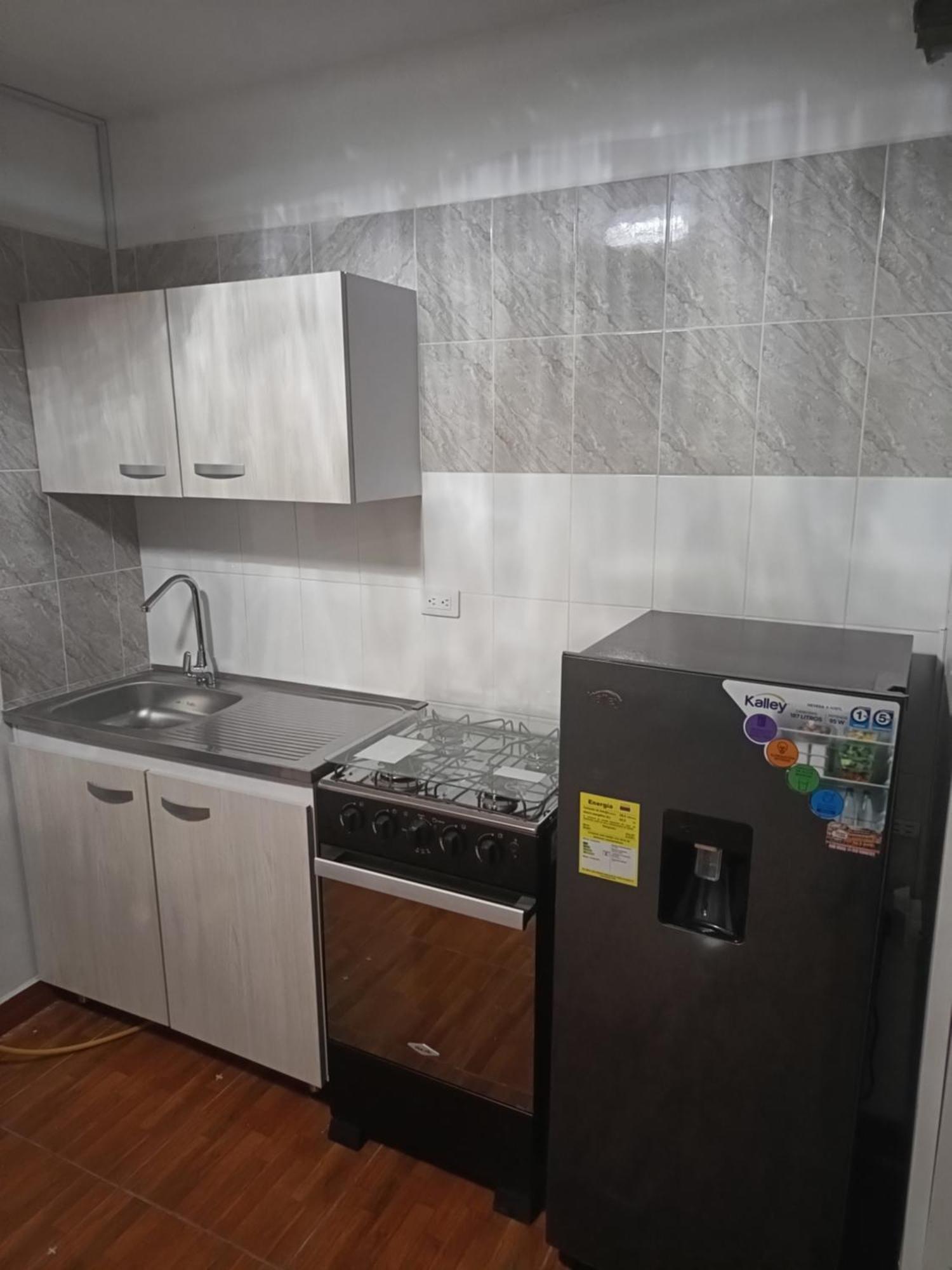 Noras Homestay Laureles Медельин Экстерьер фото